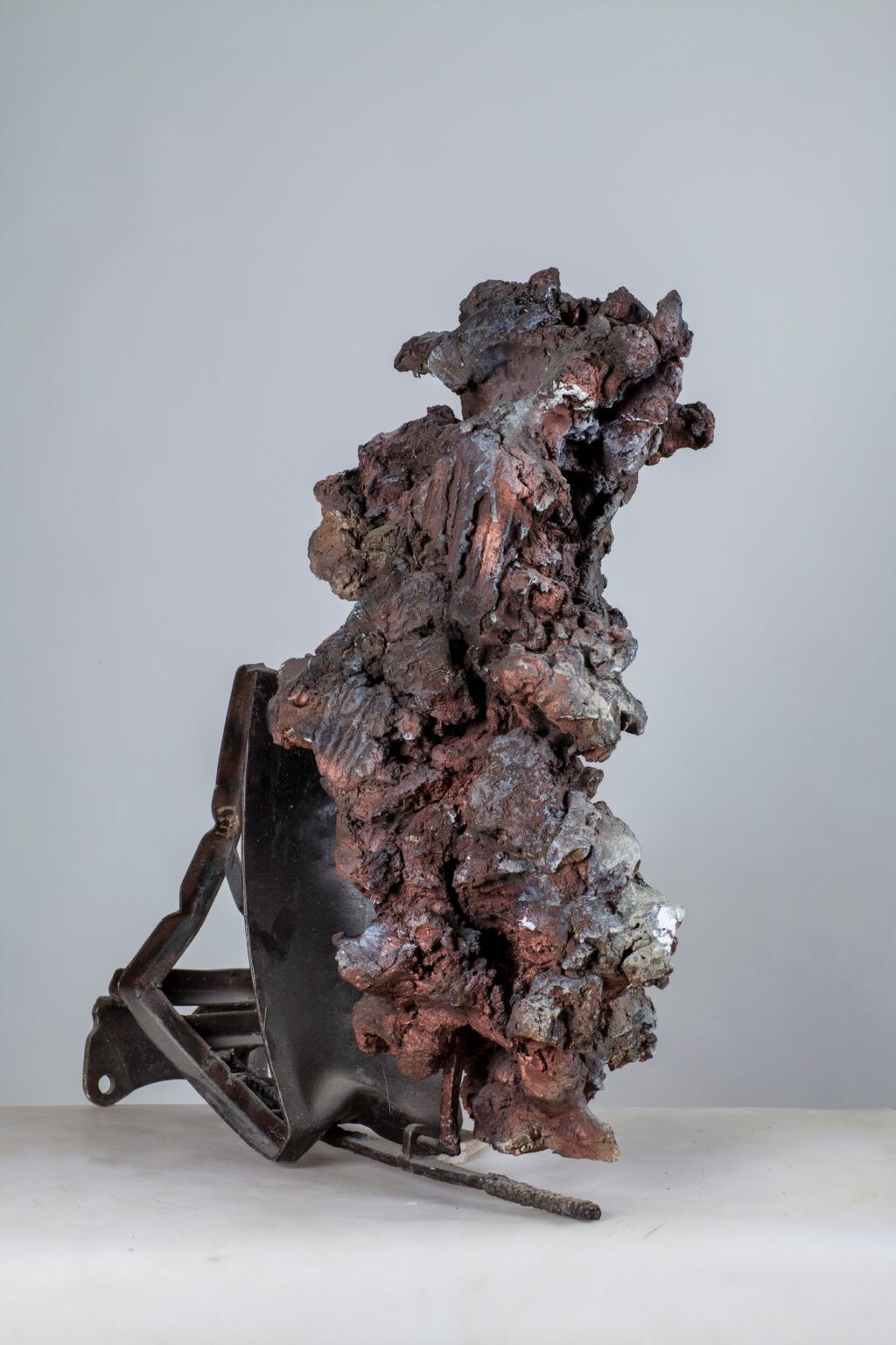 overlapped 2020 (trequarti da sinistra)